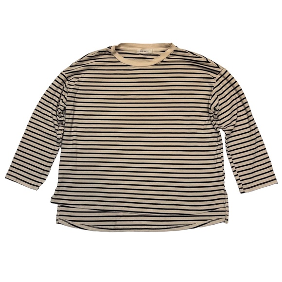 Mod Ref Striped Round Neck Beige Black Stripes Pullover Comfy Casual Top Size S - Picture 1 of 10